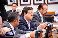 Comissão aprova aposentadoria por idade para repentistas