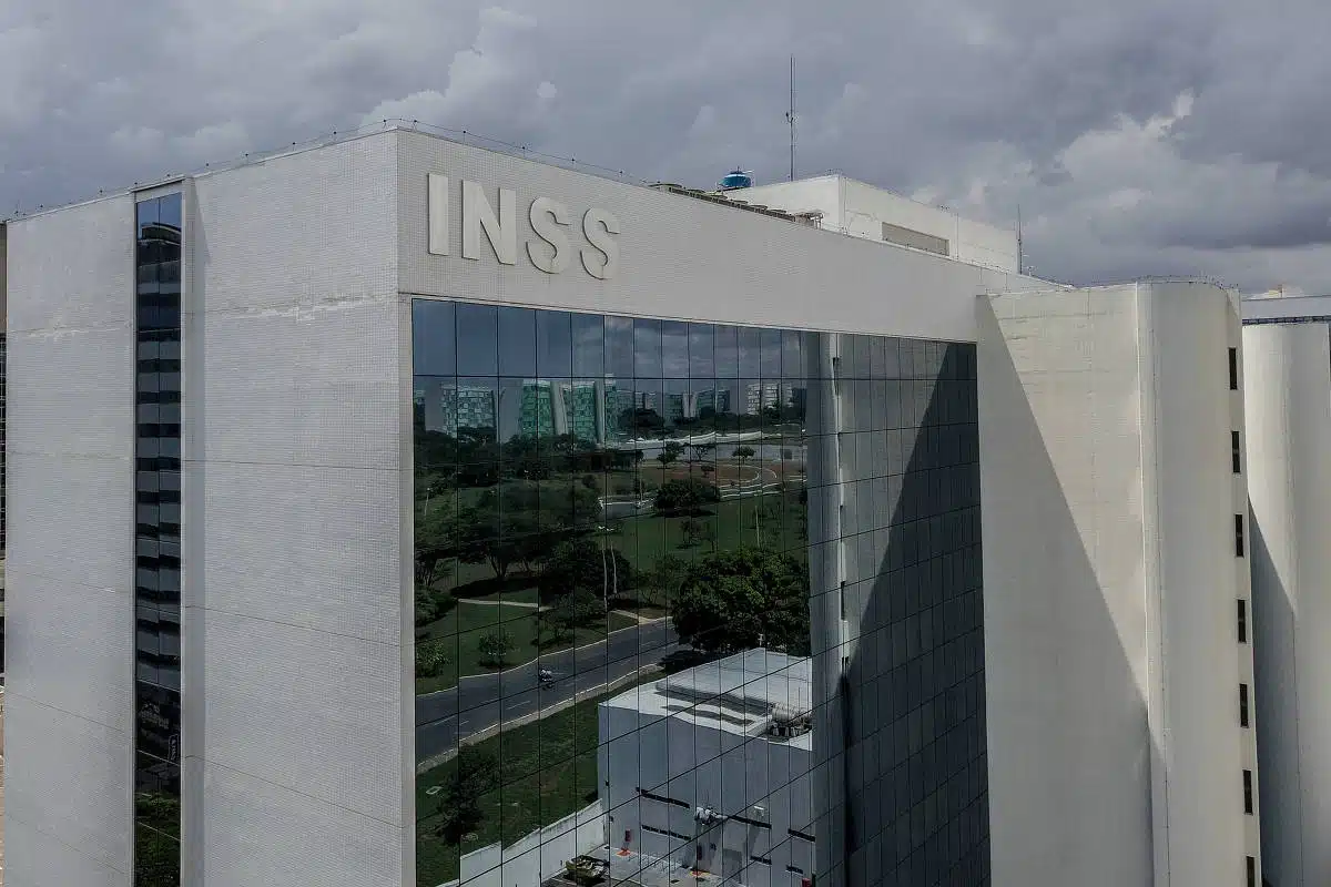 INSS atualiza regras de contribuição e complementação para segurados