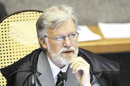 STJ afasta laudo pericial como data de início do benefício