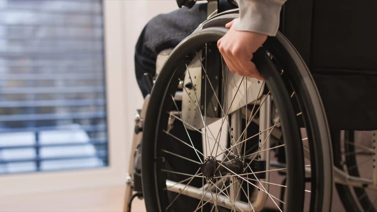 Comissão aprova revisão do BPC a cada quatro anos para pessoas com deficiência